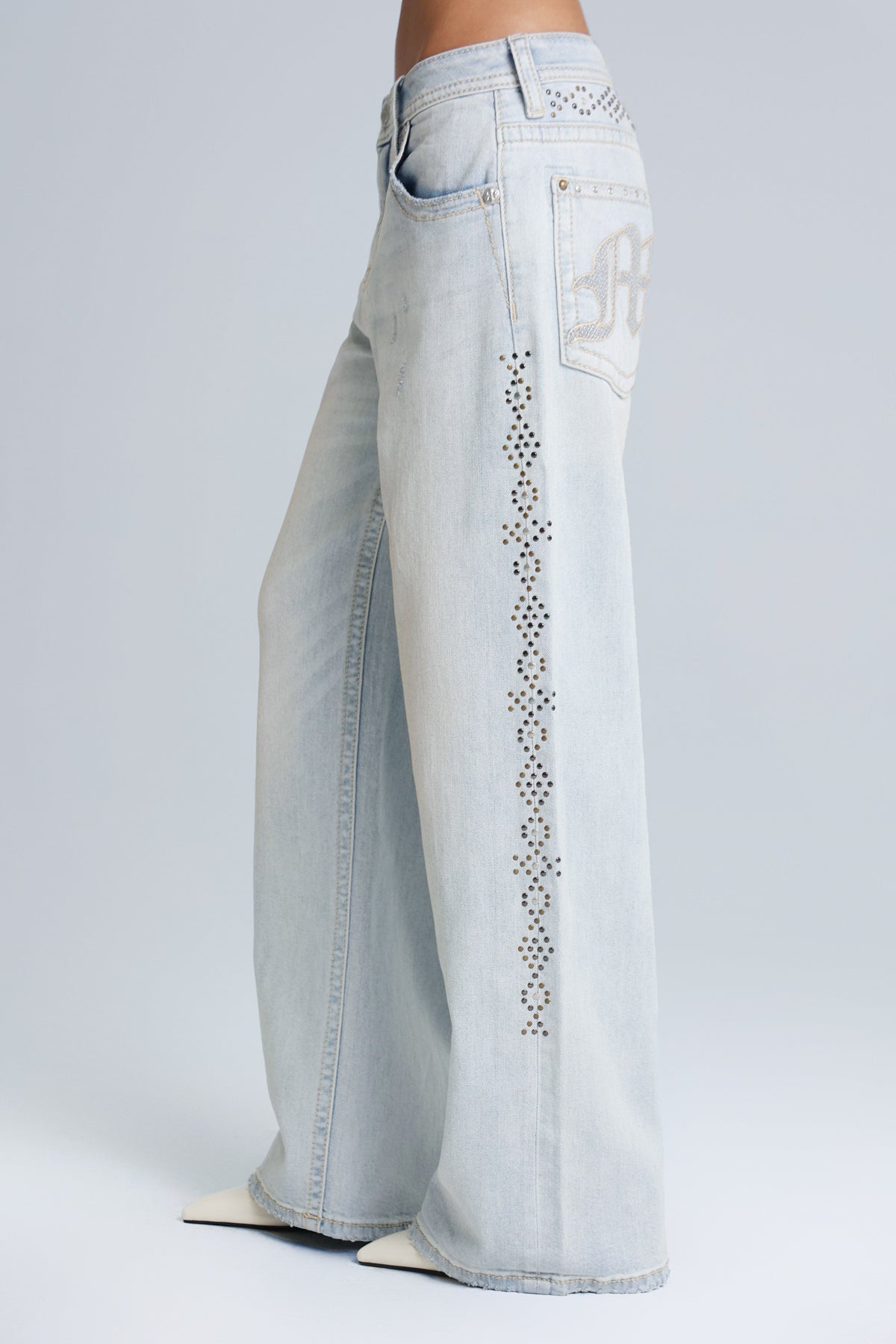 Miss Me Jeans | Premium Denim Designed in the USA