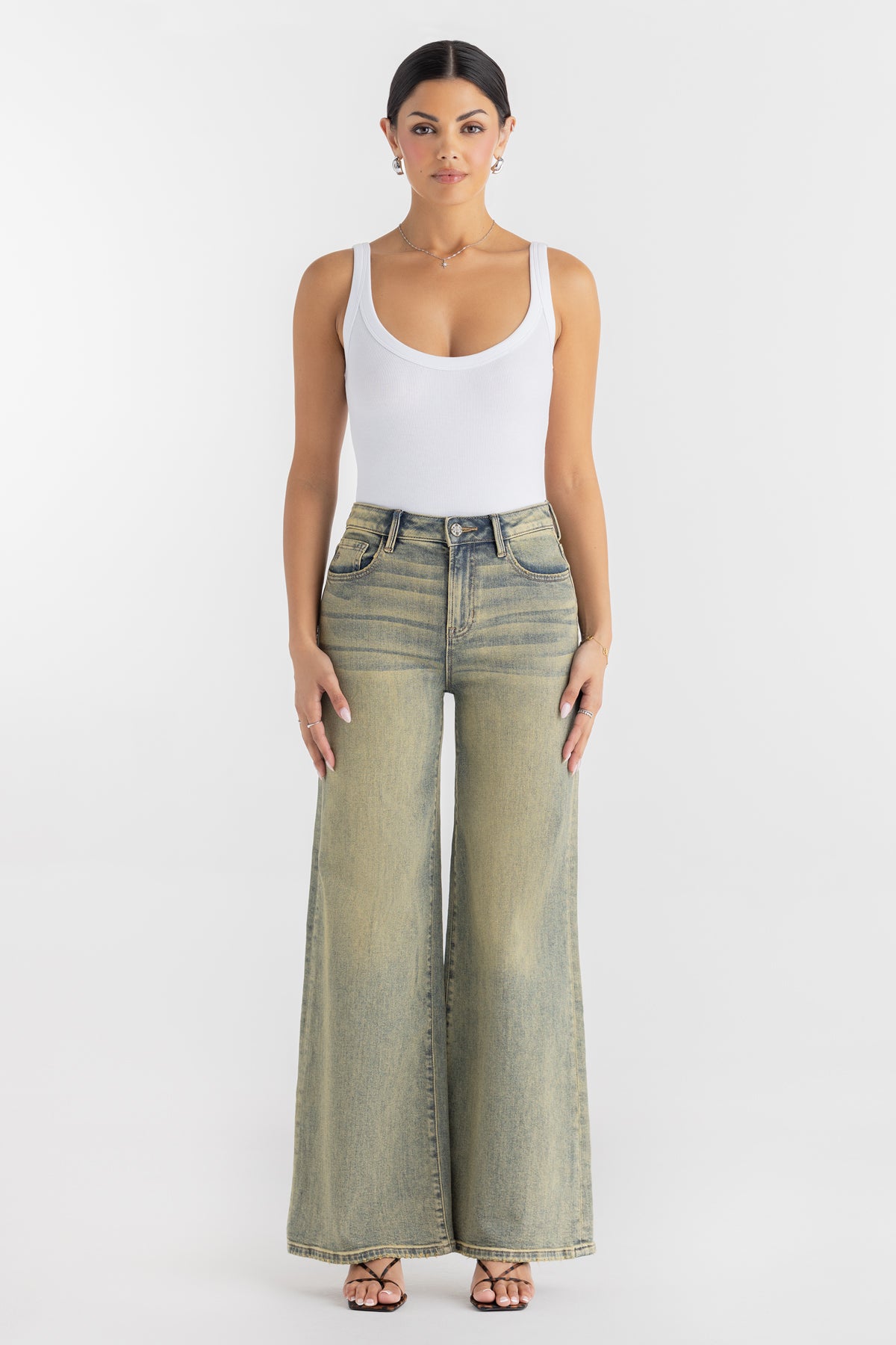 メイメイ H2351EW4.FRONTFULL_1728x.jpg?v