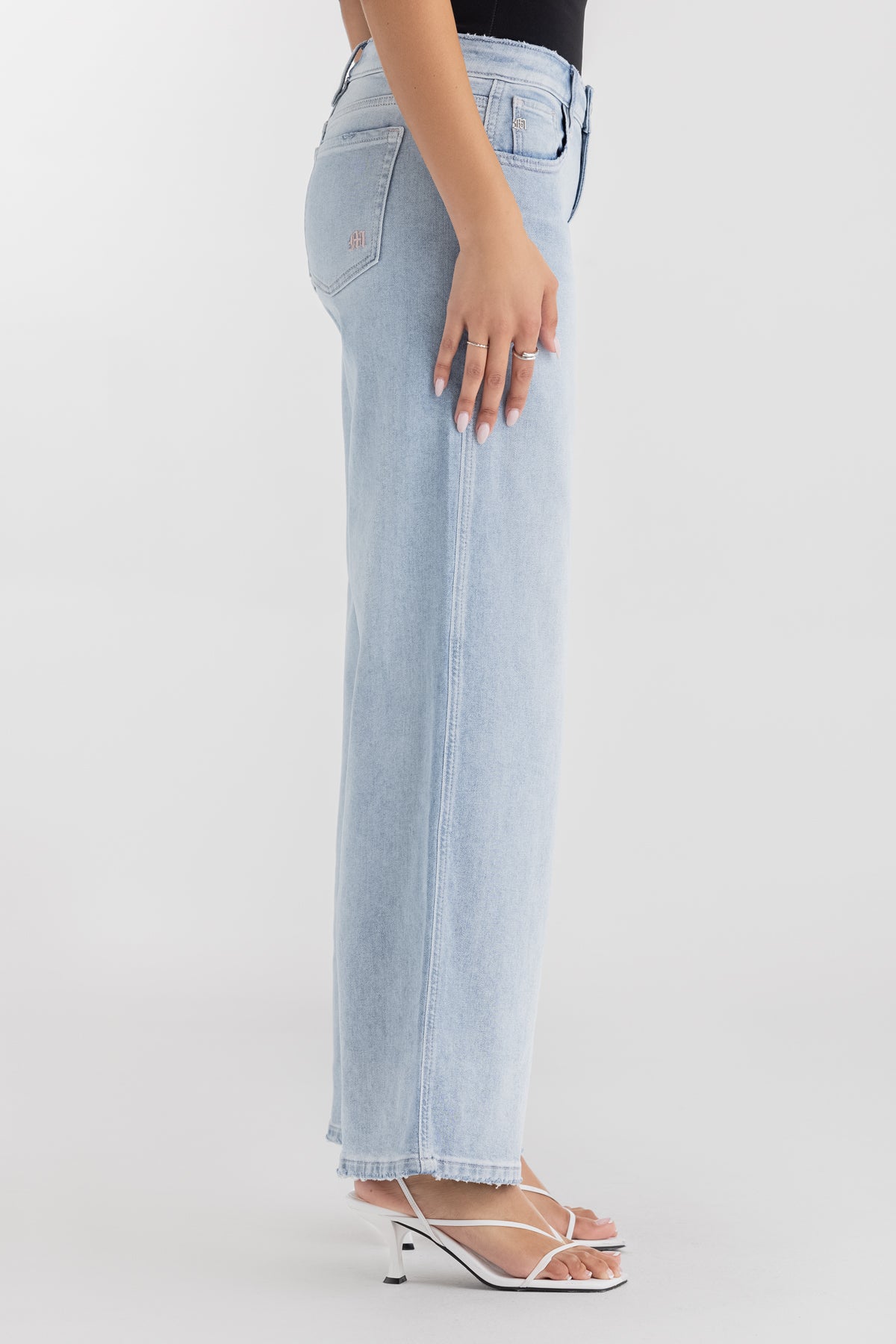 ［ミルク］un peu wide baggy slacks ollie-beige-baggy-