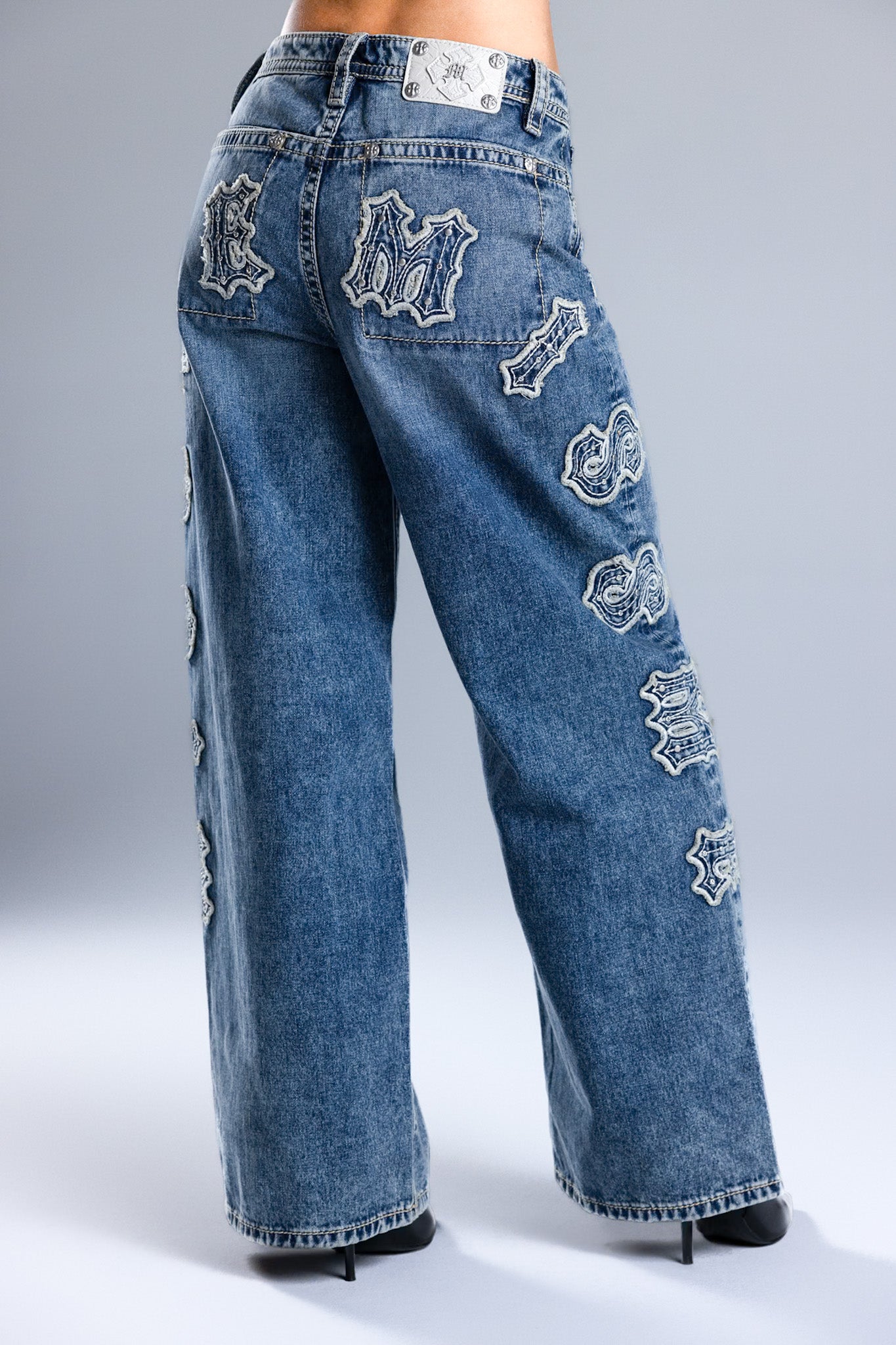 バッグ JESSA MAE ALFECHE   JEANS Kenzie Flap Pocket Straight Jeans