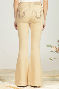 Neutral Horseshoe Beige Flare