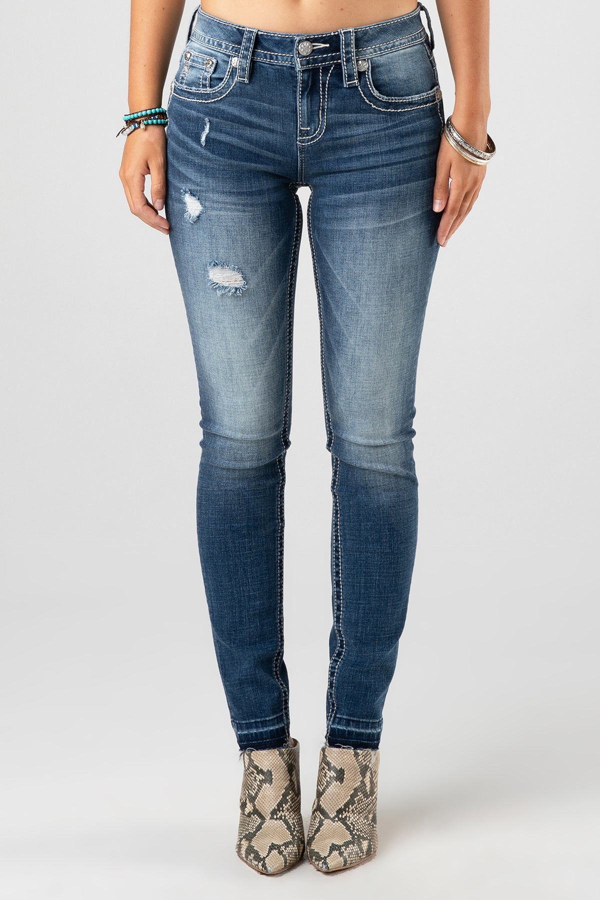 front, Medium Wash