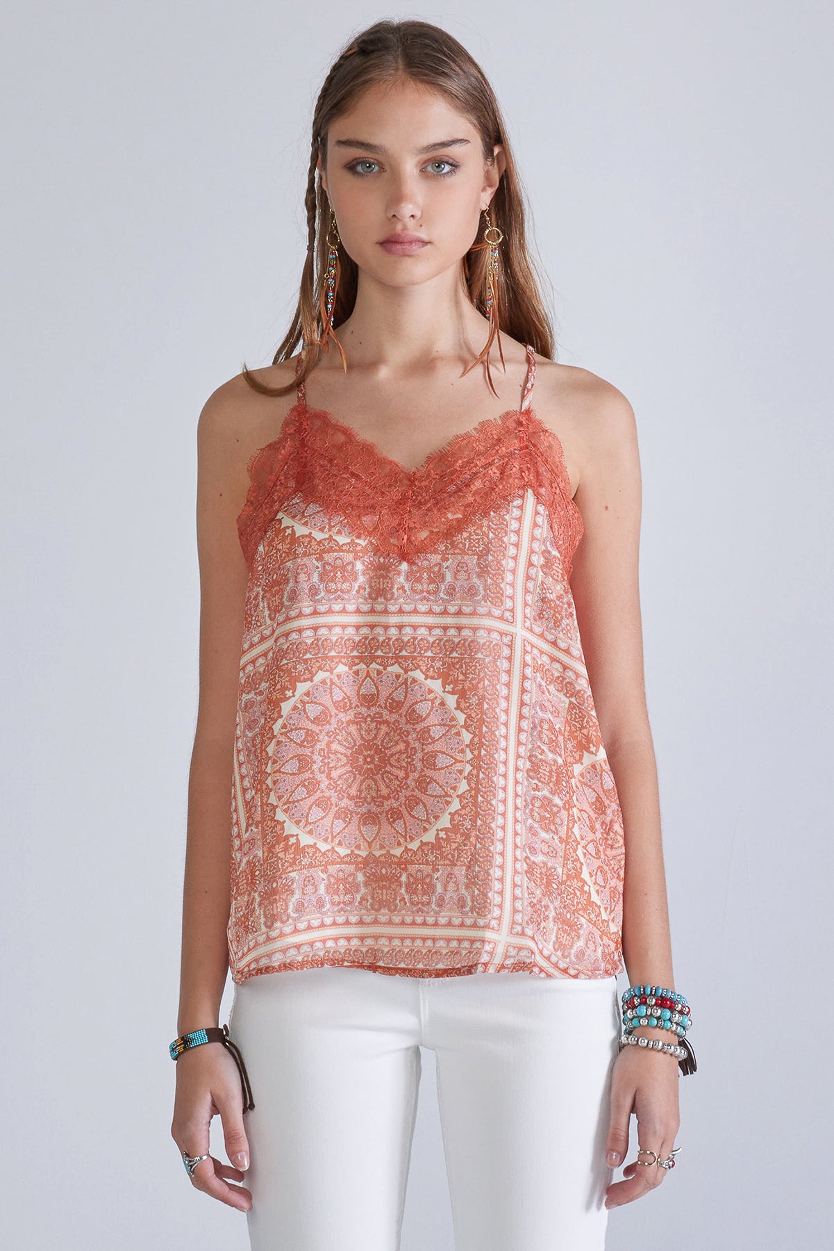 front, Orange