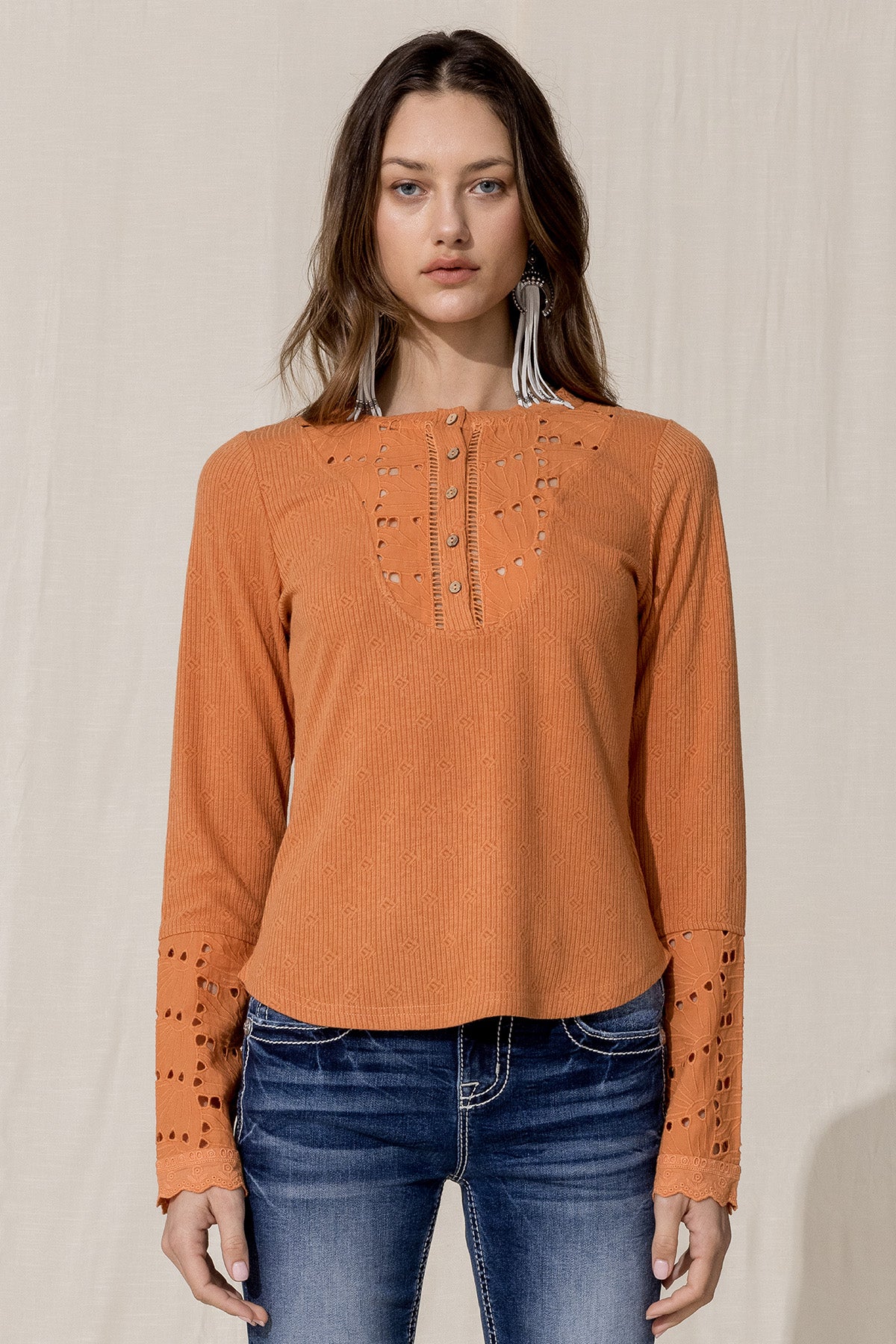 front, Orange
